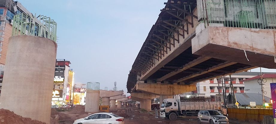 കരുനാഗപ്പള്ളി എലിവേറ്റഡ് പാതനിര്‍മാണം നിലച്ചപ്പോള്‍