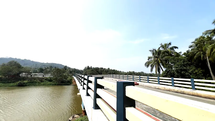 കുത്താമ്പുള്ളി– മായന്നൂർ പാലം