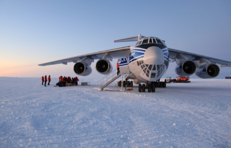 India Launches Its First Non-Stop Cargo Flight to Antarctica