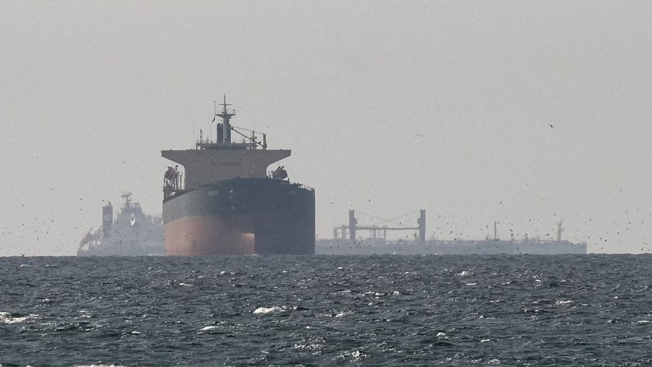 Indian tanker.jpg