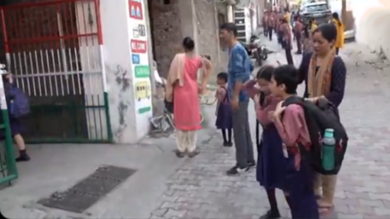 KASHMIR SCHOOLS