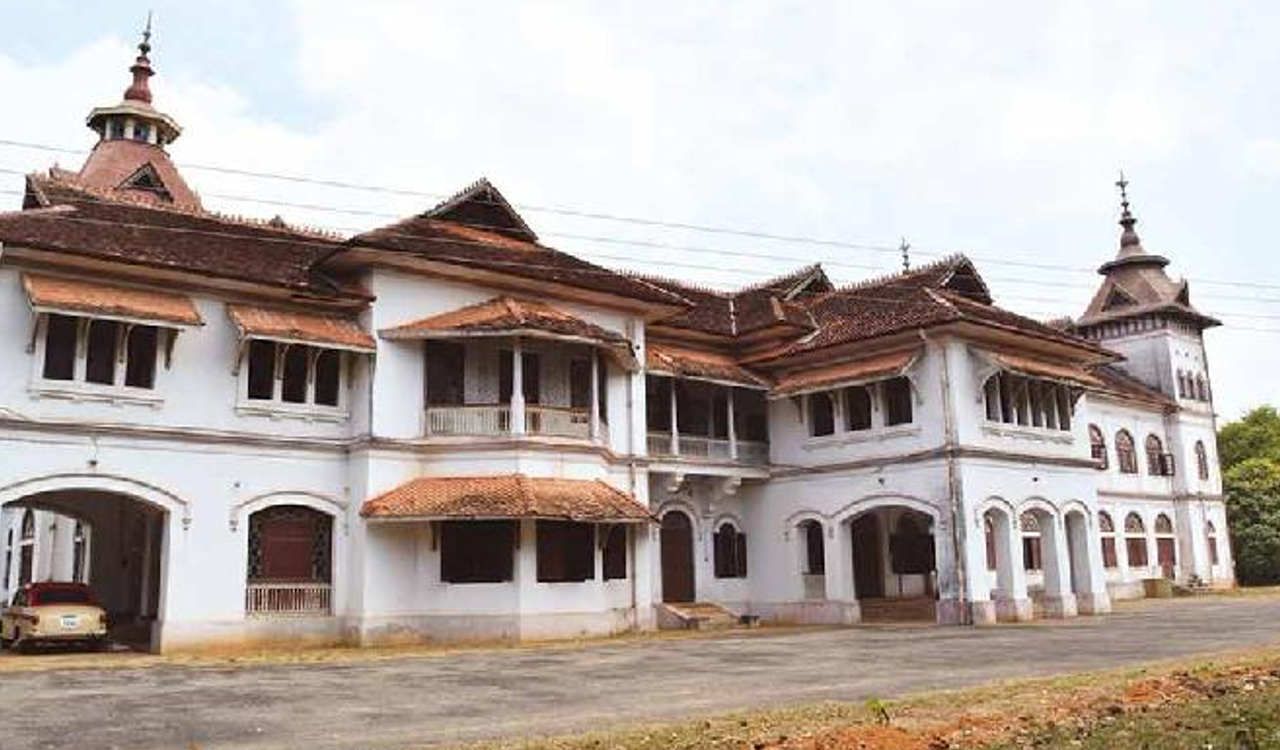KAVADIYAR