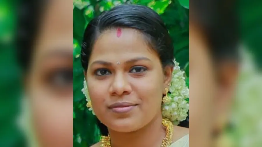 KAVYAMOL PARAVUR DEATH