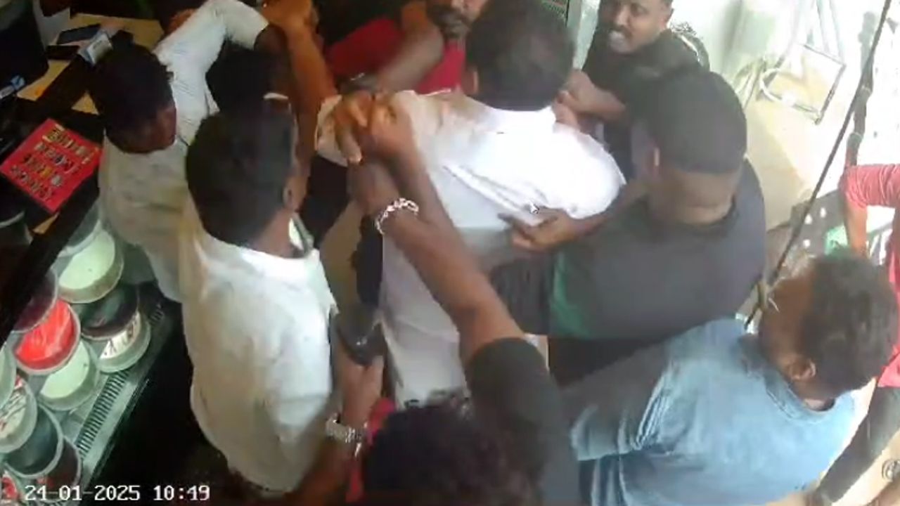 KAZHAKOOTTAM CLASH