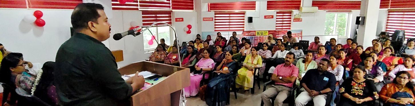 കെജിഎൻഎ ജില്ലാസമ്മേളനം കെ പ്രേംകുമാർ എംഎൽഎ ഉദ്‌ഘാടനം ചെയ്യുന്നു 