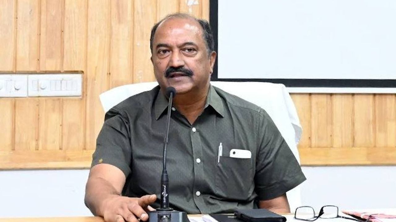 K N Balagopal