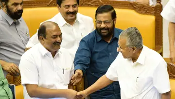 KNBalagopal PinarayiVijayan Budget.jpg