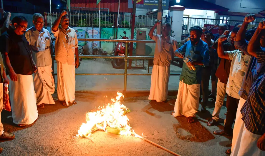 ലേബർ കോഡ്‌: 