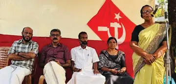 കെ വാസുക്കുറുപ്പ് അനുസ്മരണ സമ്മേളനം സിപിഐ എം ജില്ലാ കമ്മിറ്റി അംഗം ജി രാജമ്മ ഉദ്ഘാടനംചെയ്യുന്നു