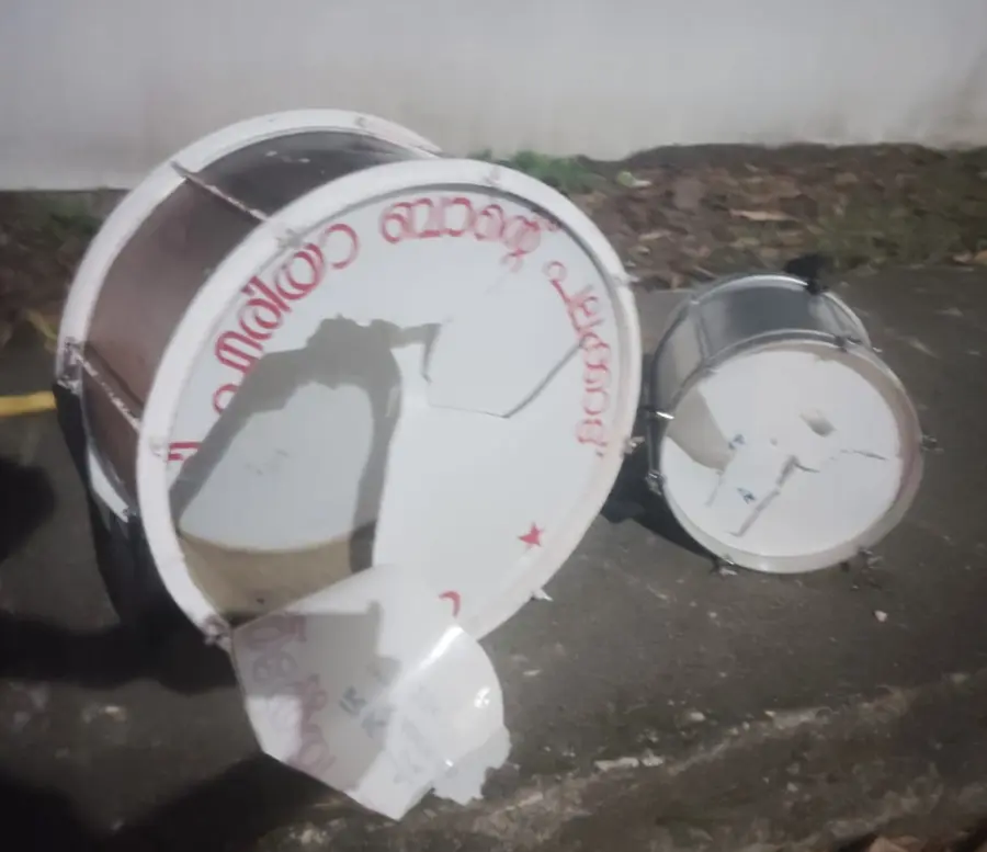 കാരൾ സംഘത്തിന് നേരെയുണ്ടായ ആർഎസ്എസ് ആക്രമണത്തിൽ തകർത്ത ബാൻഡ്