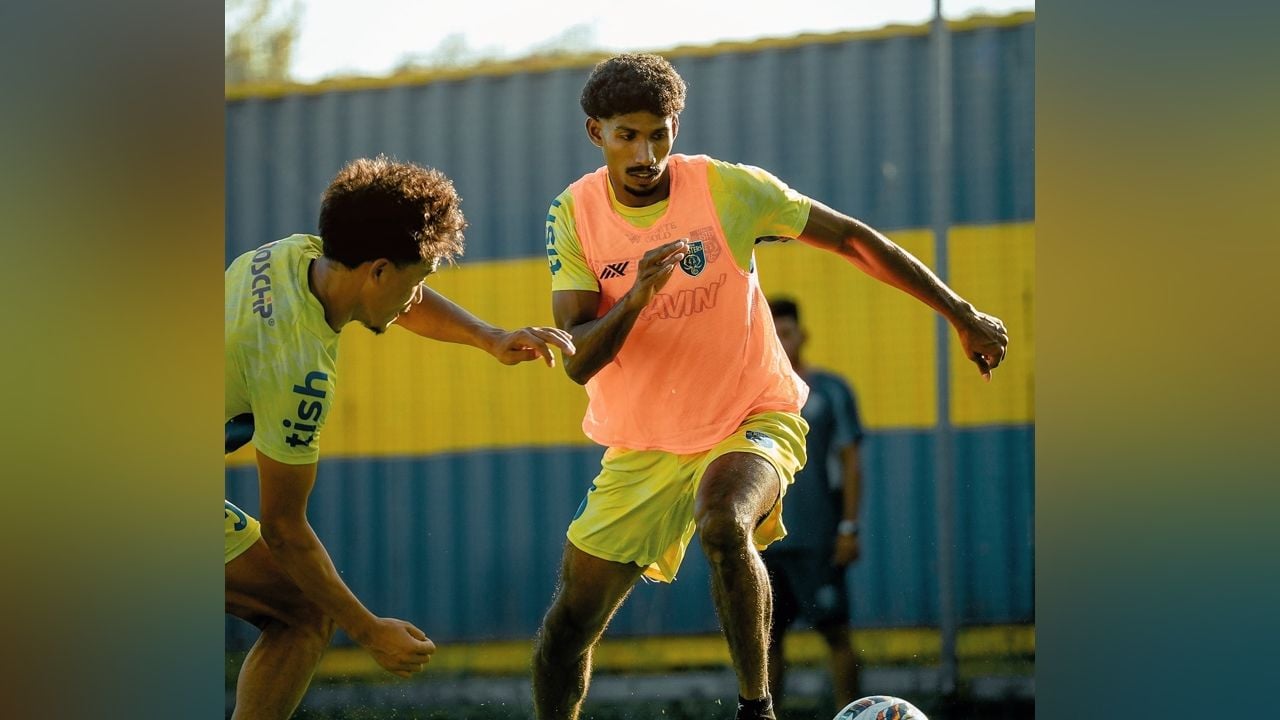 Kerala Blasters.jpg