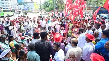 Kerala Street Vendors Secretariat march