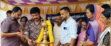 ഗവ. എൽപിഎസിൽ ഓപ്പൺ എയർ ഓഡിറ്റോറിയം ഗതാഗത മന്ത്രി കെ ബി ഗണേഷ് കുമാർ ഉദ്ഘാടനംചെയ്യുന്നു