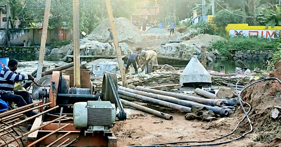 പത്തിയൂര്‍ പാലം