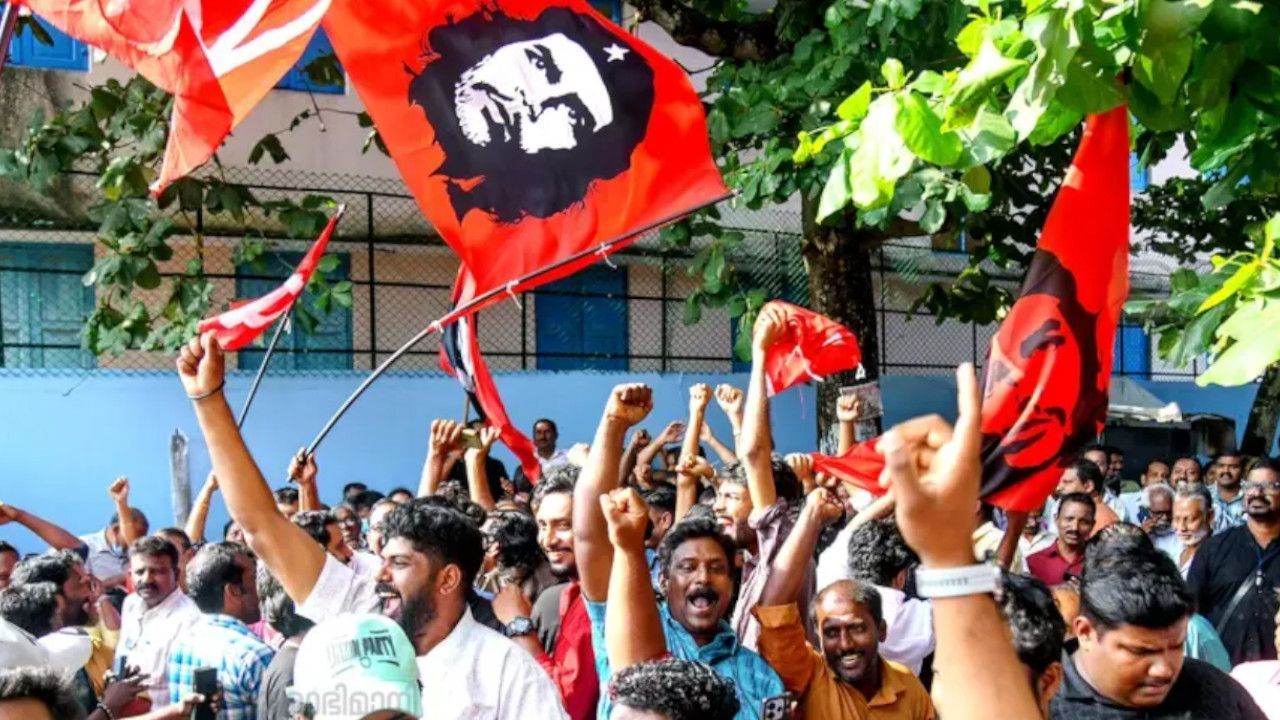 LDF VICTORY KOLLAM.jpg