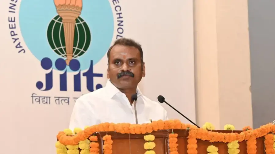 L Murugan resignation