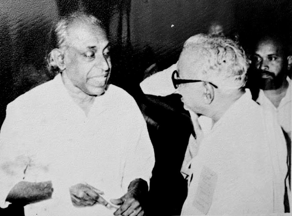 പ്രൊഫ. എം എൻ വിജയന്റെ കൂടെ