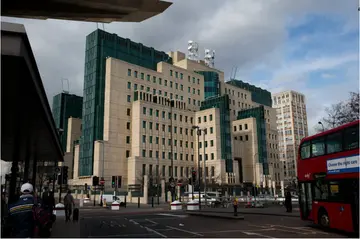MI 6 Head