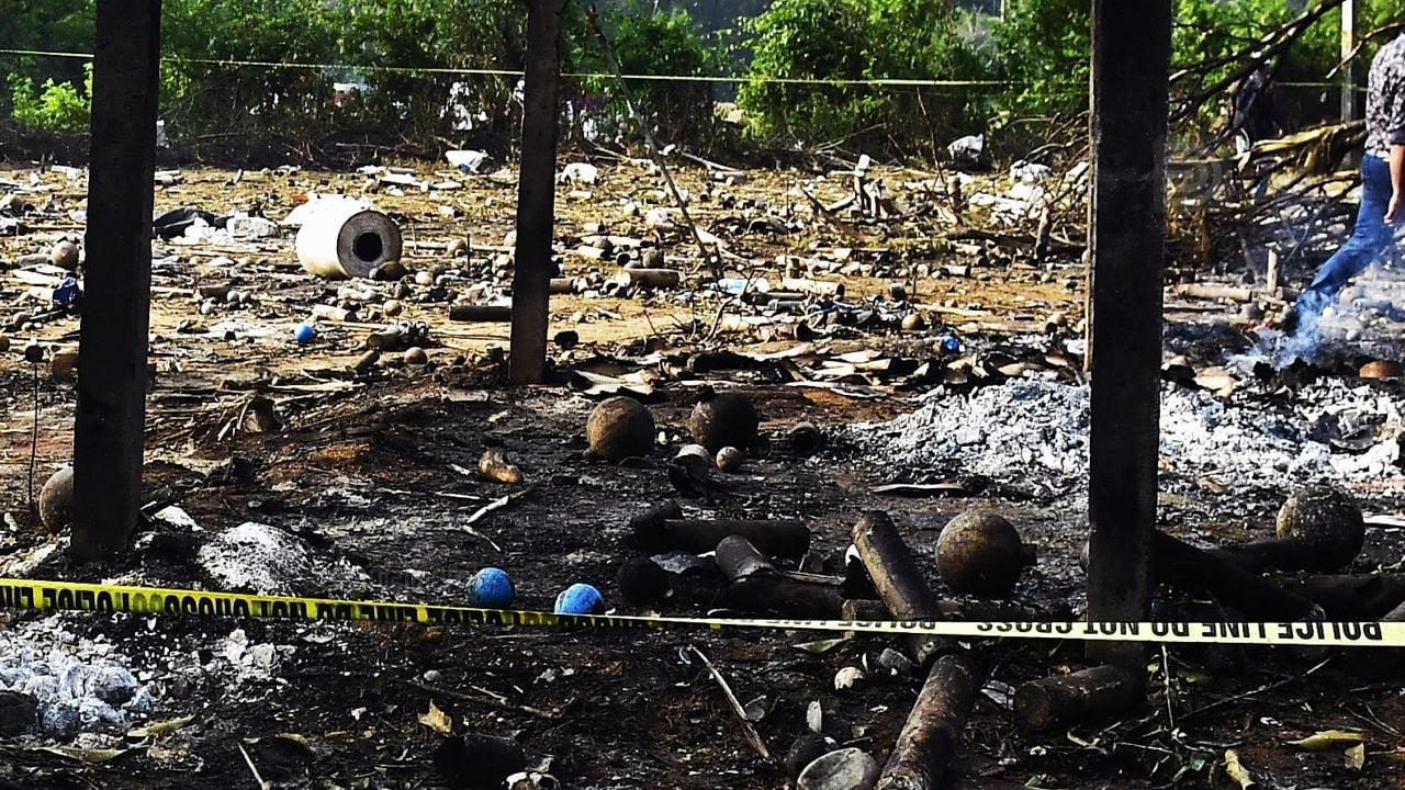 MUNDATHIKODE BLAST DEFUES FIRECRACKERS