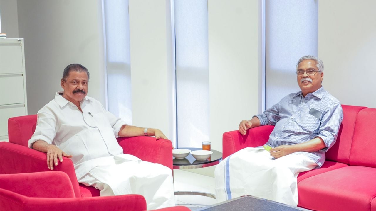 MV Govindan Binoy Viswam.jpg