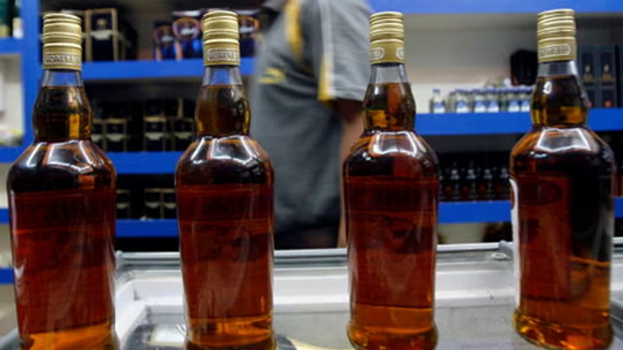 Maharashtra liquor.jpg