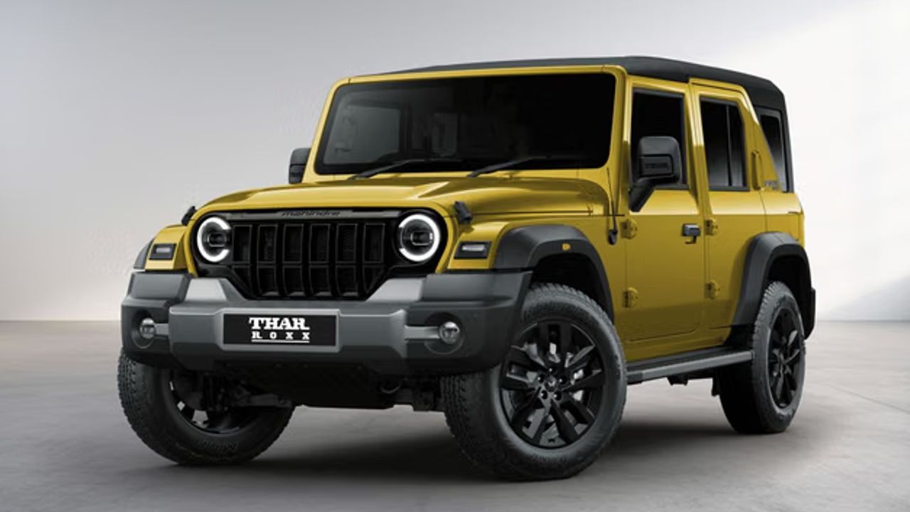 Mahindra Thar ROXX STAR