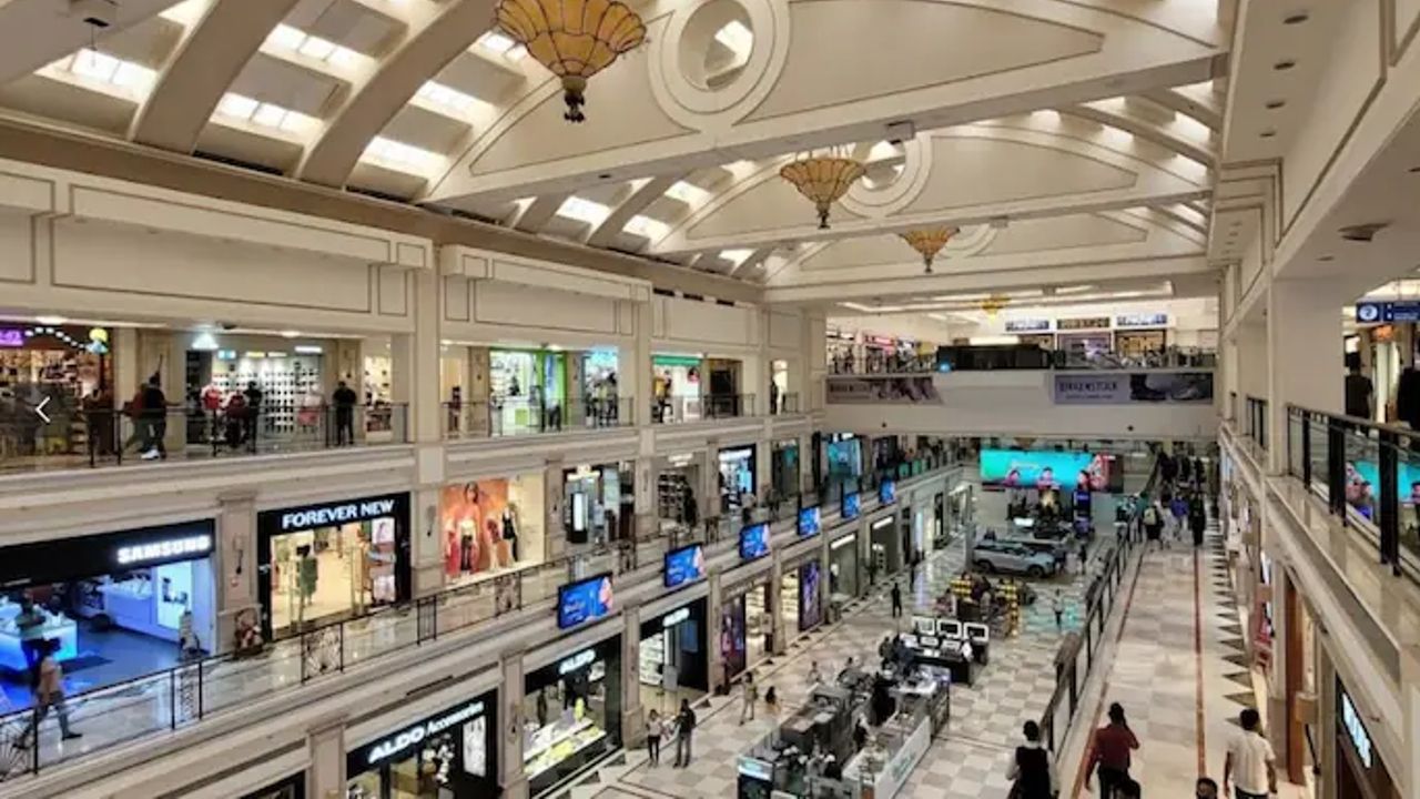 Mall Delhi.jpg