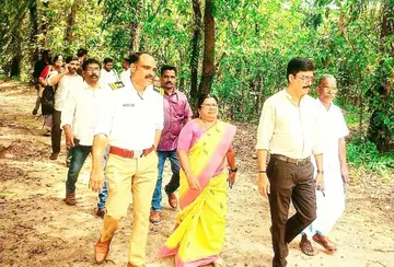 Water Transport Director Shaji V. Nair and public representatives visit Pathiramanal