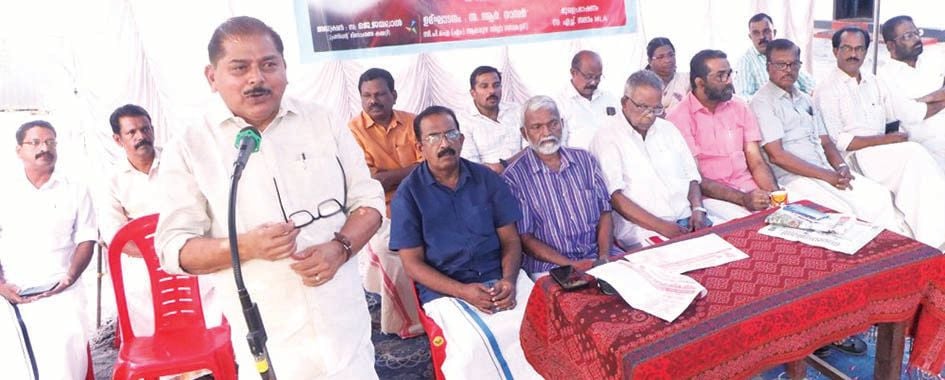 സി കെ ഭാസ്‌കരൻ അനുസ്‌മരണ സമ്മേളനം സിപിഐ എം ജില്ലാ സെക്രട്ടറി ആർ നാസർ ഉദ്ഘാടനംചെയ്യുന്നു