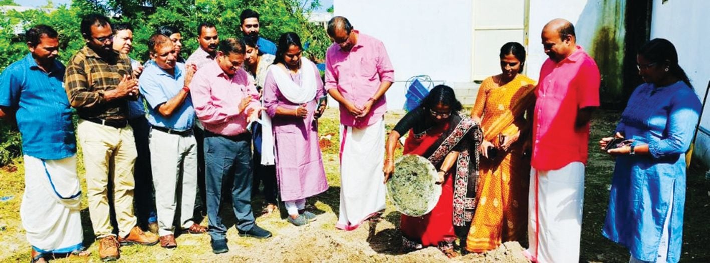 കെഎസ്ഡിപിയിൽ ആധുനിക ബയോഗ്യാസ് പ്ലാന്റ്‌ നിർമാണം ജില്ലാ പഞ്ചായത്ത് പ്രസിഡന്റ്‌ കെ ജി രാജേശ്വരി ഉദ്ഘാടനംചെയ്യുന്നു