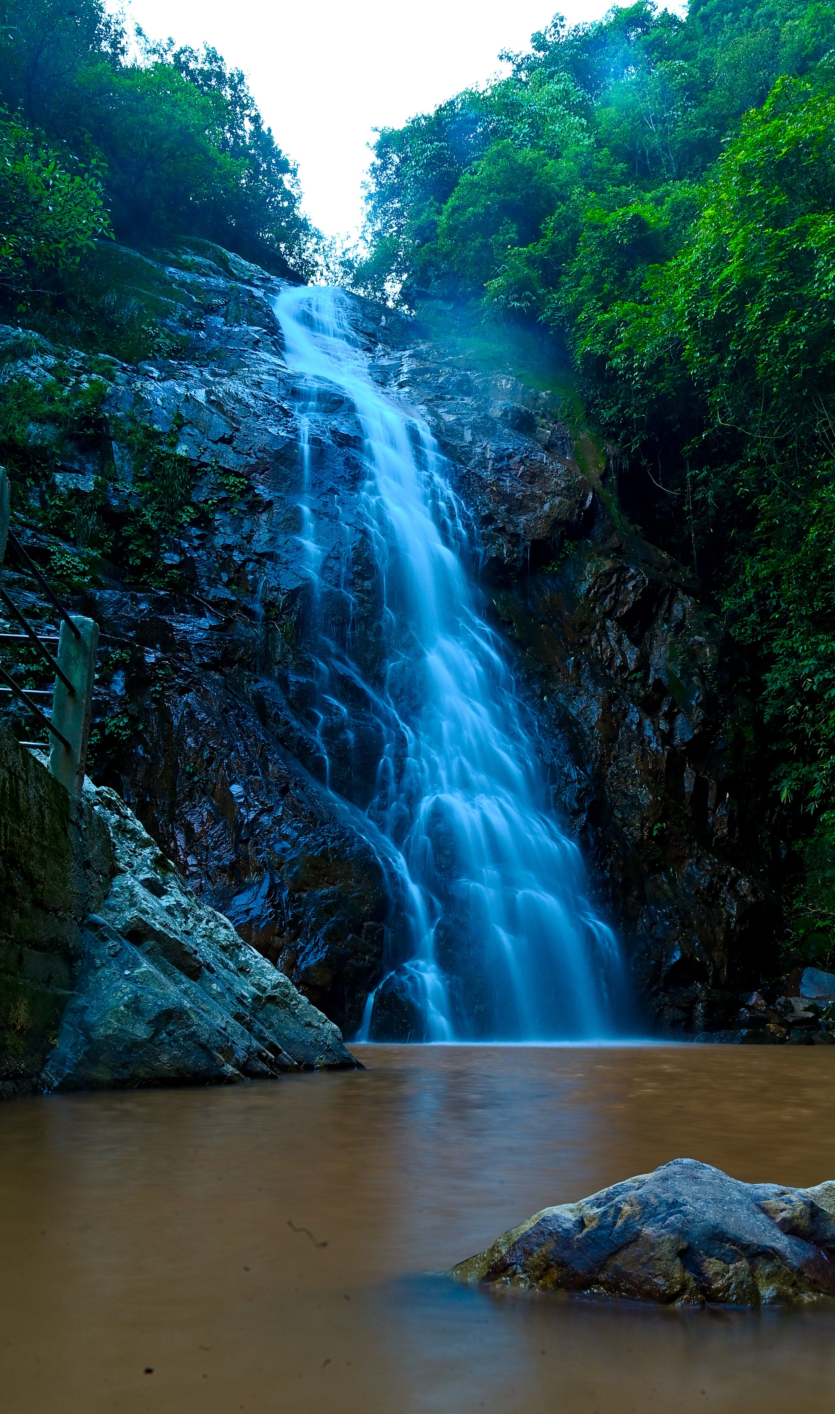 Mawkdok Dympep Valley water falls.jpeg