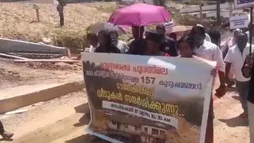 Mundakkai Landslide Survivors Protest