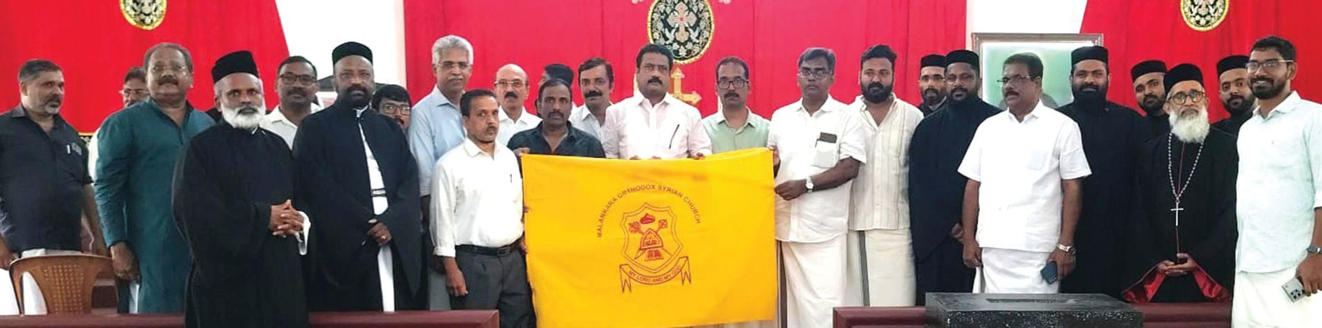 കായംകുളം കാദീശ ഓർത്തഡോക്‌സ്‌ കത്തീഡ്രലിൽനിന്ന്‌ മാതൃജ്വാല വിളംബര വാഹനറാലി തുടങ്ങുന്നു