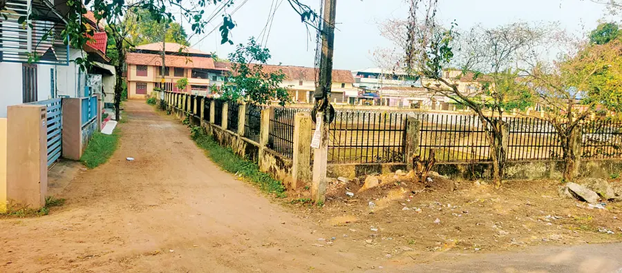അഗ്രഹാരത്തിലേക്കുള്ള നിലവിലെ വഴി