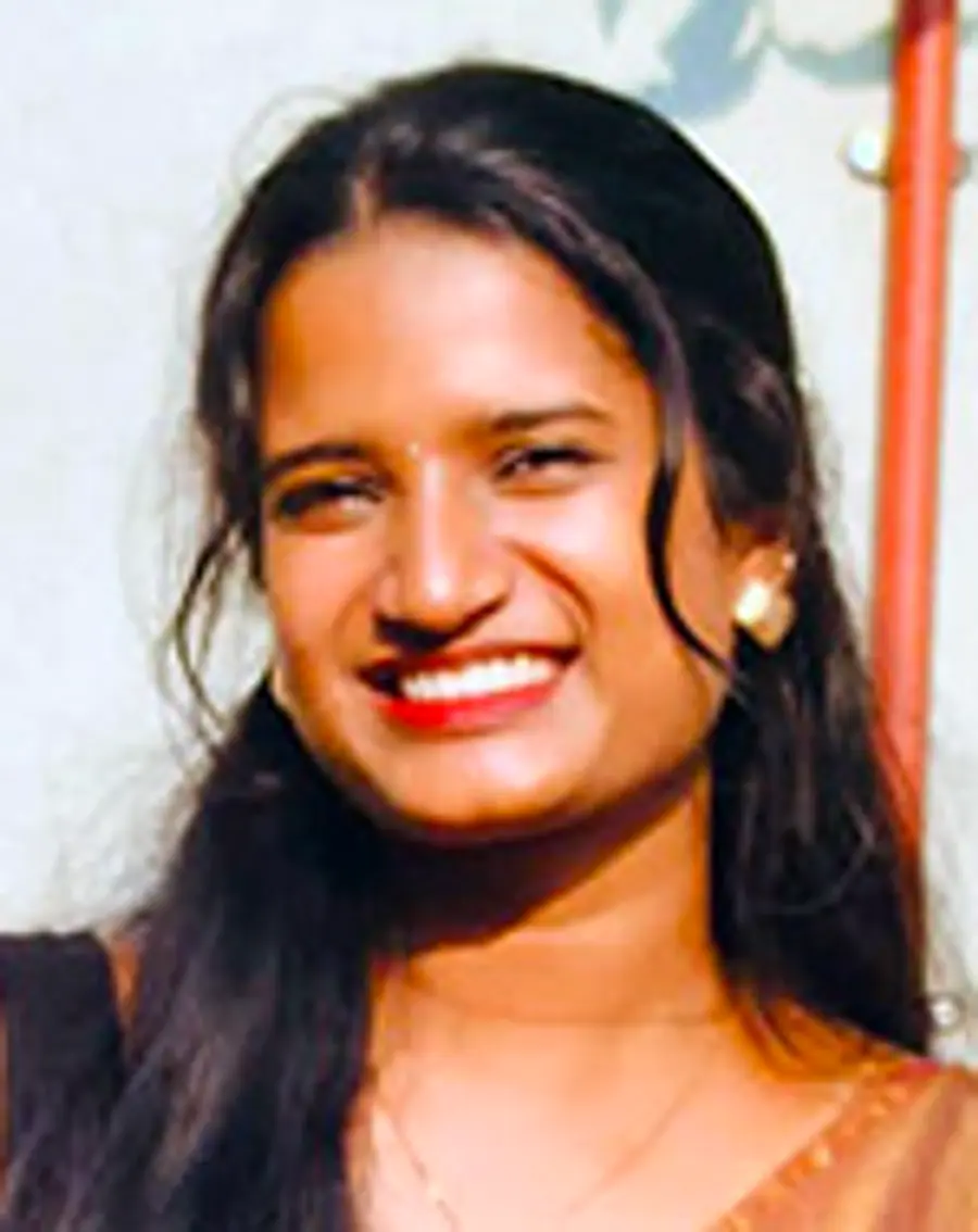 നവോമി