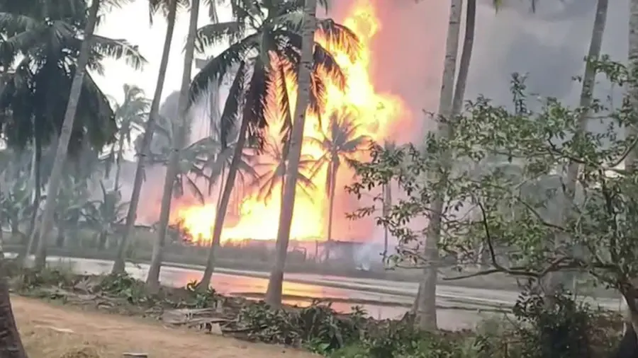 ONGC gas leak.jpg