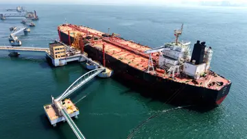 Oil tanker