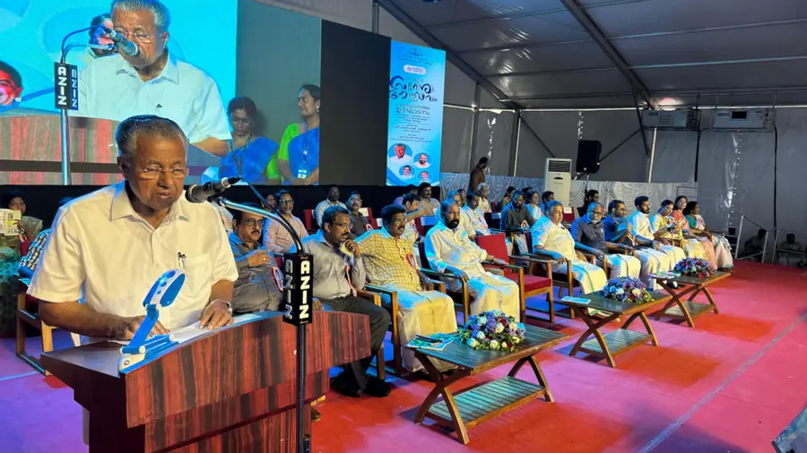  PINARAYI VIJAYAN