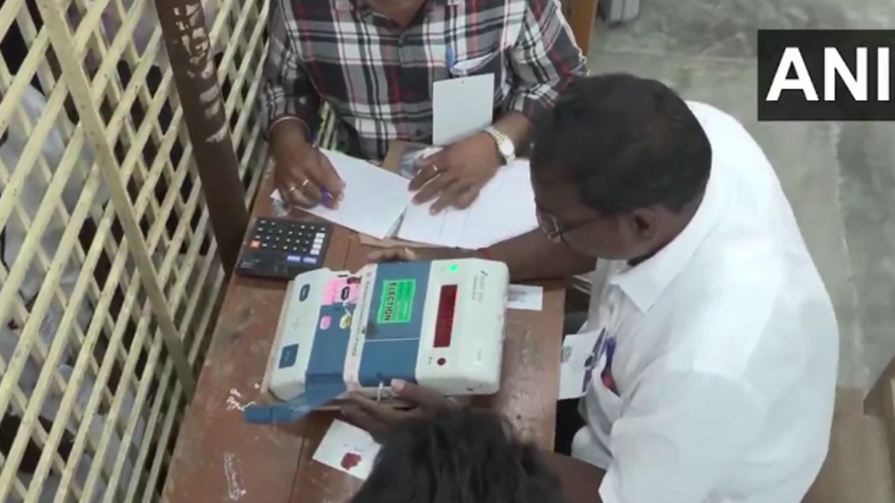 PUTHUCHERY ELECTION