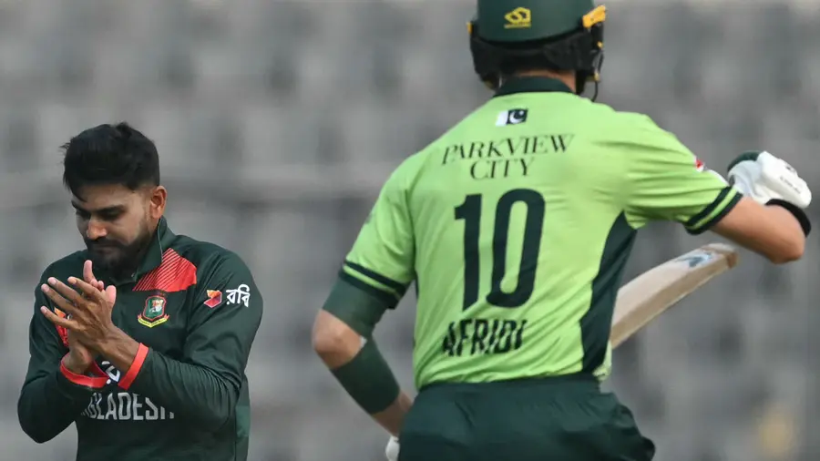 Pakistan vs Bangladesh.jpg