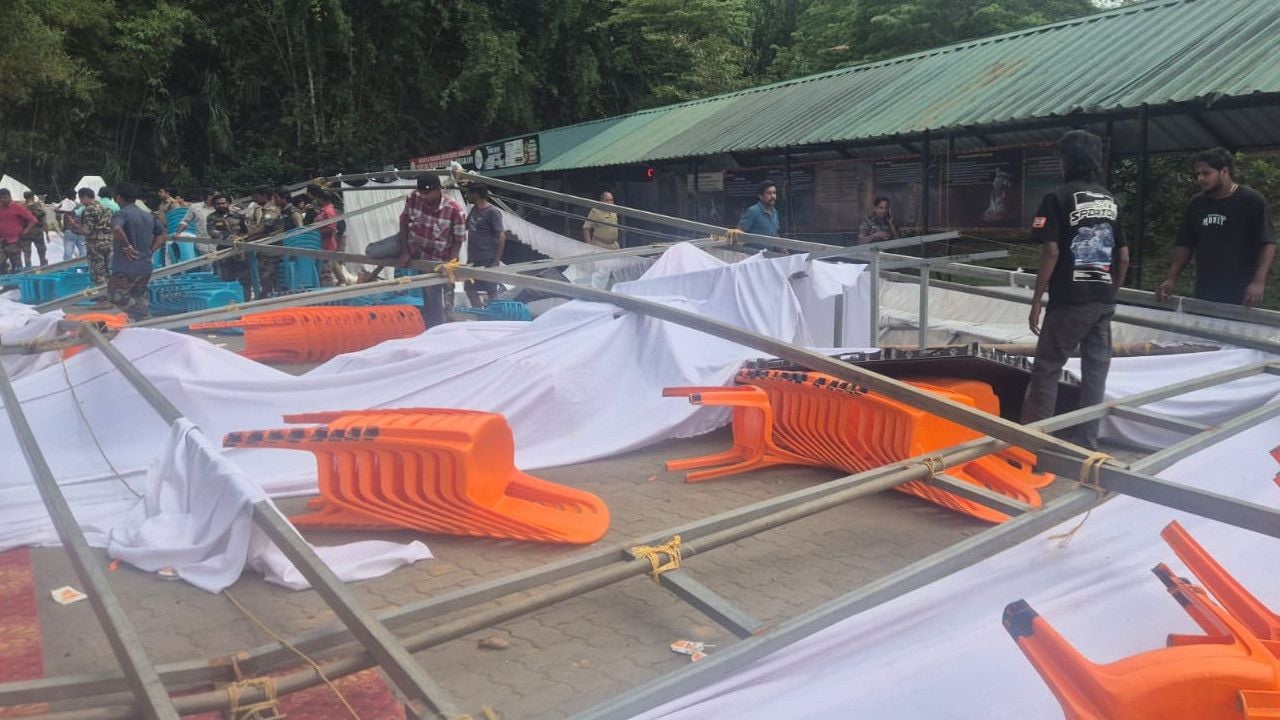 Pandal Collapses in Kumily 1.jpg