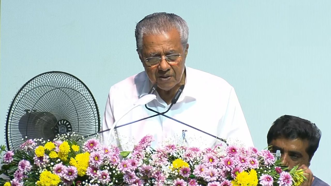 Pinarayi Vijayan IFFK