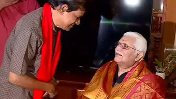 Poojappura radhakrishnan with jagathy Sreekumar