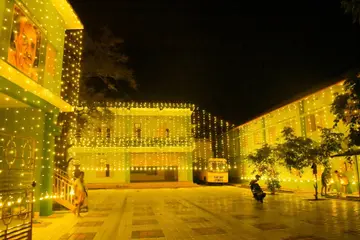 ദീപാലങ്കൃതമായ പുതിയങ്കം ജിയുപിഎസ് 