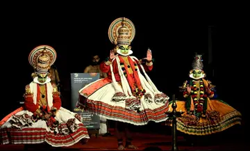 ഇരിങ്ങാലക്കുടയിൽ യുധിഷ്ഠിരാർജുനീയം കഥകളിയിൽ നിന്ന്