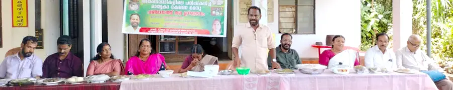 പരിഷ്കരിച്ച ഭക്ഷണ മെനുവിന്റെ പഞ്ചായത്ത് തല ഉദ്ഘാടനം അന്നമനട മേലഡൂരിലെ  അങ്കണവാടിയിൽ  പഞ്ചായത്ത് പ്രസിഡന്റ് പി വി  വിനോദ്  നിർവഹിക്കുന്നു