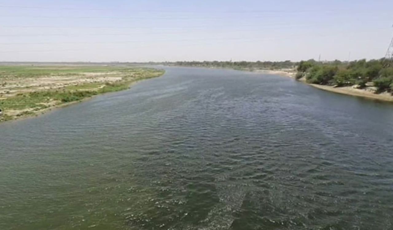 RIVER