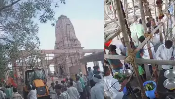 ROOF COLLAPSED MAHARASHTRA TEMPLE