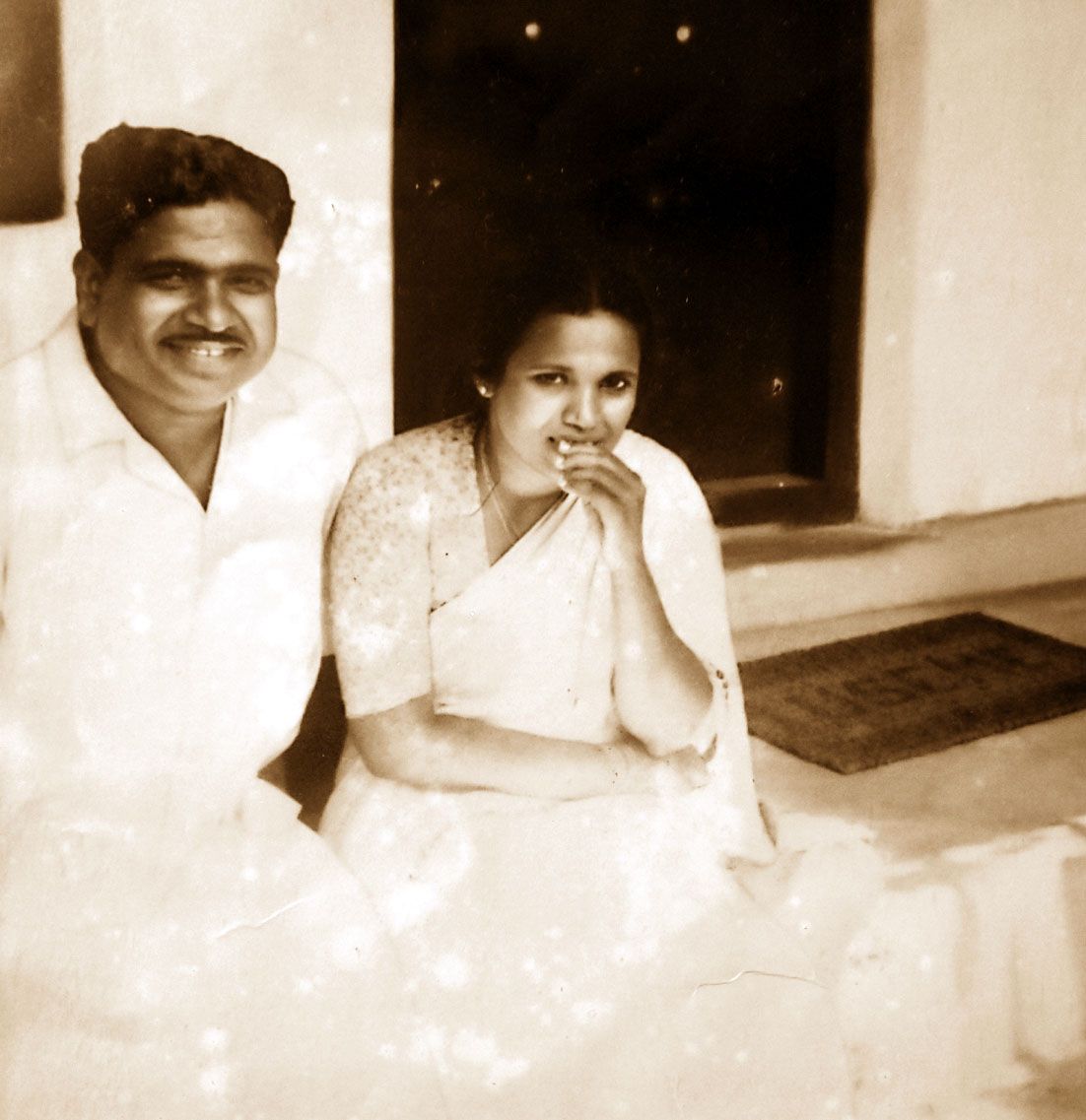 പി ജിയും ഭാര്യ രാജമ്മയും. ആദ്യകാല ചിത്രം