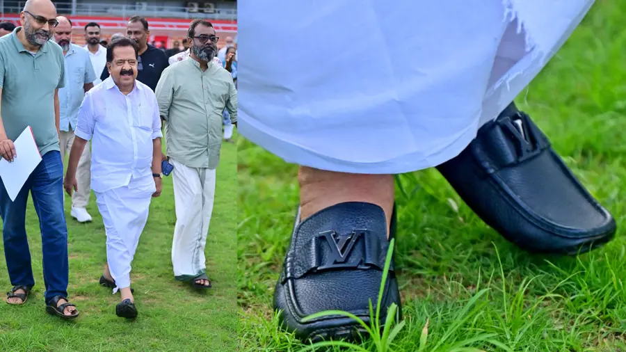 Ramesh Chennithala Footwear.JPG